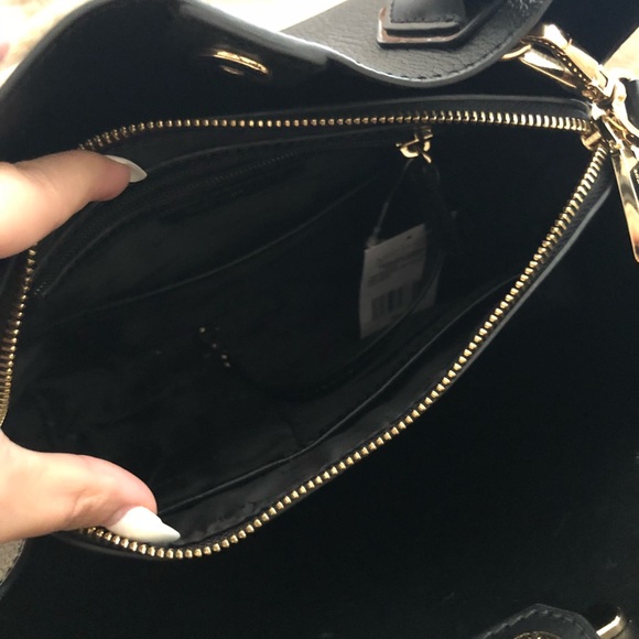 Authentic Michael Kors Tote - Picture 7 of 7